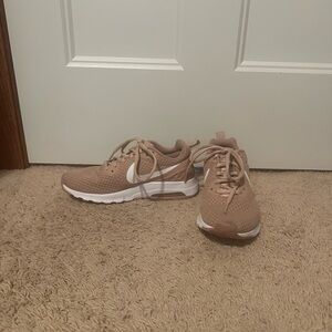Women’s Pink / Mauve Nike Running Shoes Size 6.5